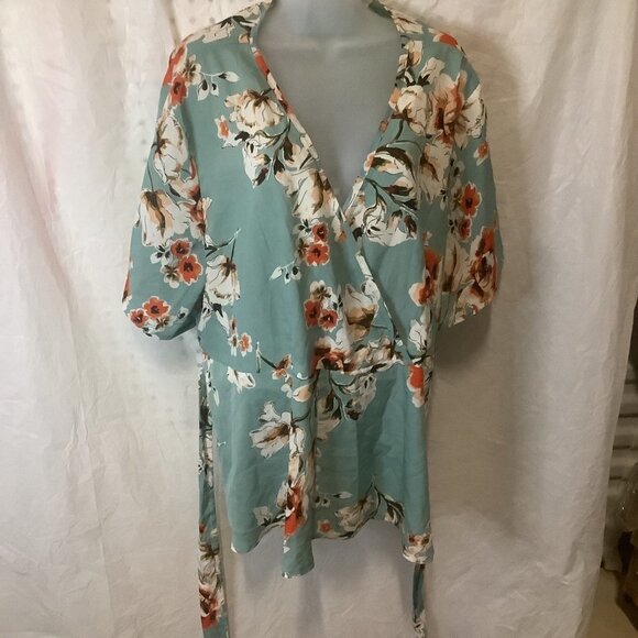 Shein Curve Women’s Floral Wrap V-Neck Short Sleeves Shirt Blouse Size 3XL - Picture 8 of 16